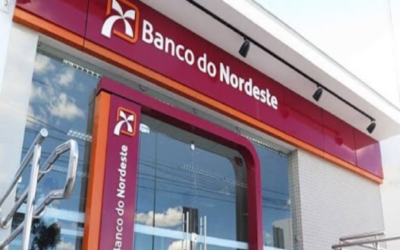 Banco do Nordeste oferece serviços e microcrédito em Esperantina durante ação