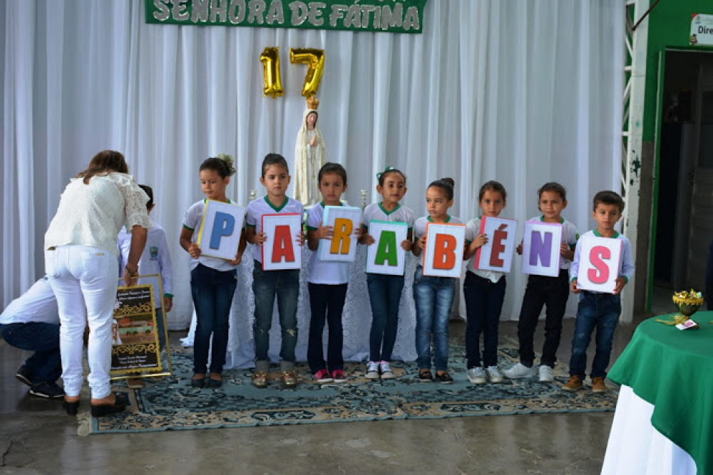 Em Fronteiras, Escola Nossa Senhora de Fátima comemora 17 anos de municipalização