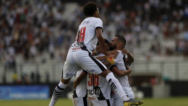 Vasco vence em tarde de Bruno César como camisa 10 clássico: 2 a 0 no Boavista