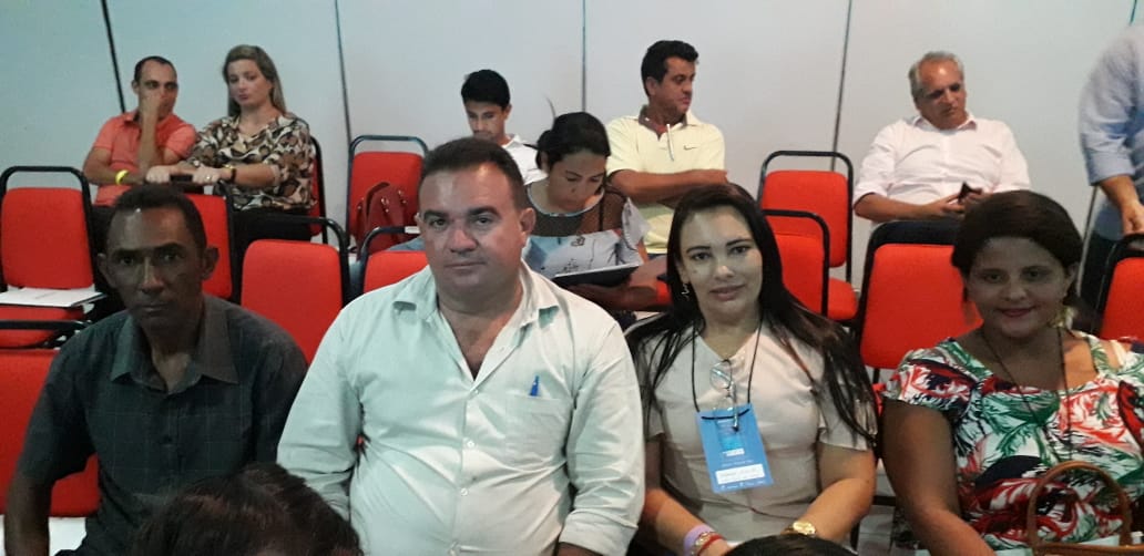 Lideranças de São João da Serra participam de encontro do PP em Teresina