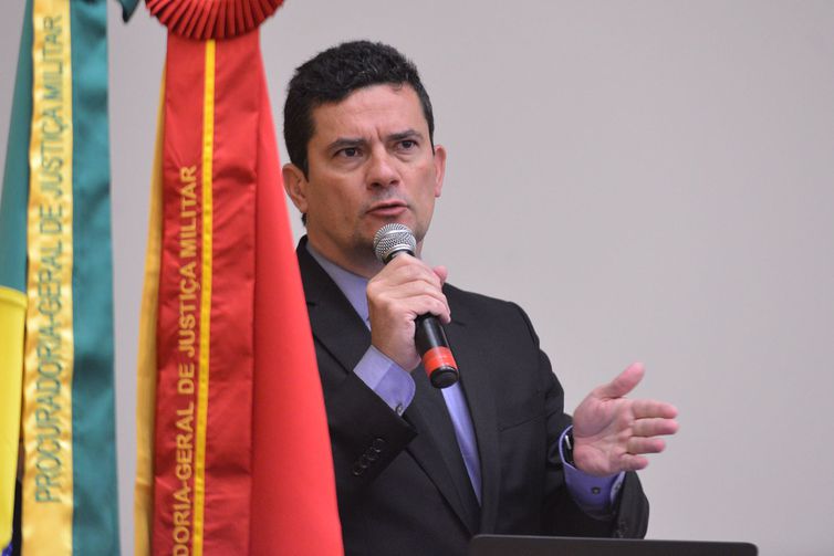 Ministro Sérgio Moro critica omissão de governos anteriores no combate à corrupção