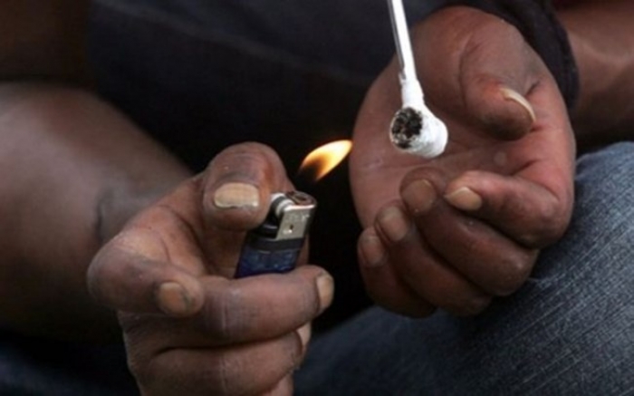 Publicada lei que trata de internação involuntária de usuário de droga