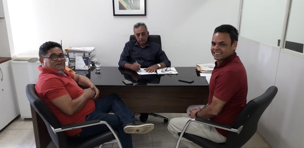 Pedro Calixto no dia a dia com lideranças políticas do interior no Palácio de Karnak