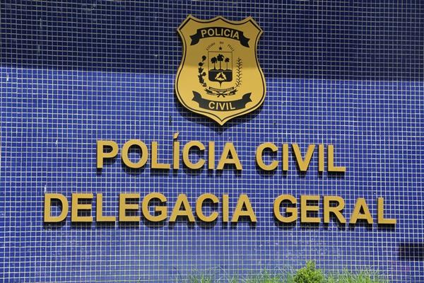 Governador assina promoção de 296 policiais civis