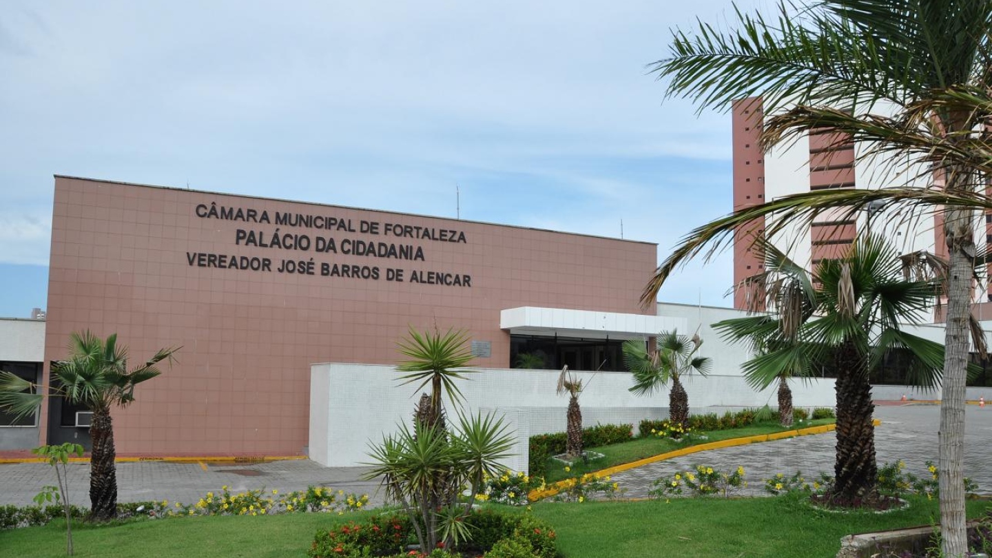 Concurso da Câmara de Fortaleza tem salário de até R$ 4.182,00; inscrições iniciam dia 5 agosto