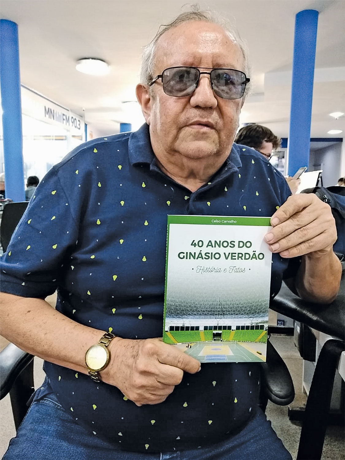 Celso Carvalho retrata 40 anos do Ginásio de Esportes Verdão em livro