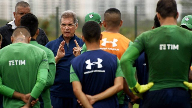 Oswaldo comanda primeiro treino do Flu antes de duelo contra o Corinthians na Sul-Americana