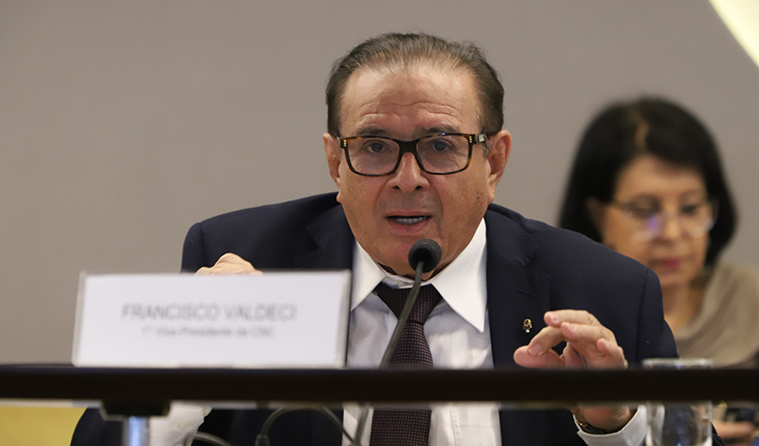 Presidente da Fecomércio reage a críticas por dar nome de Bolsonaro a escola em Parnaíba