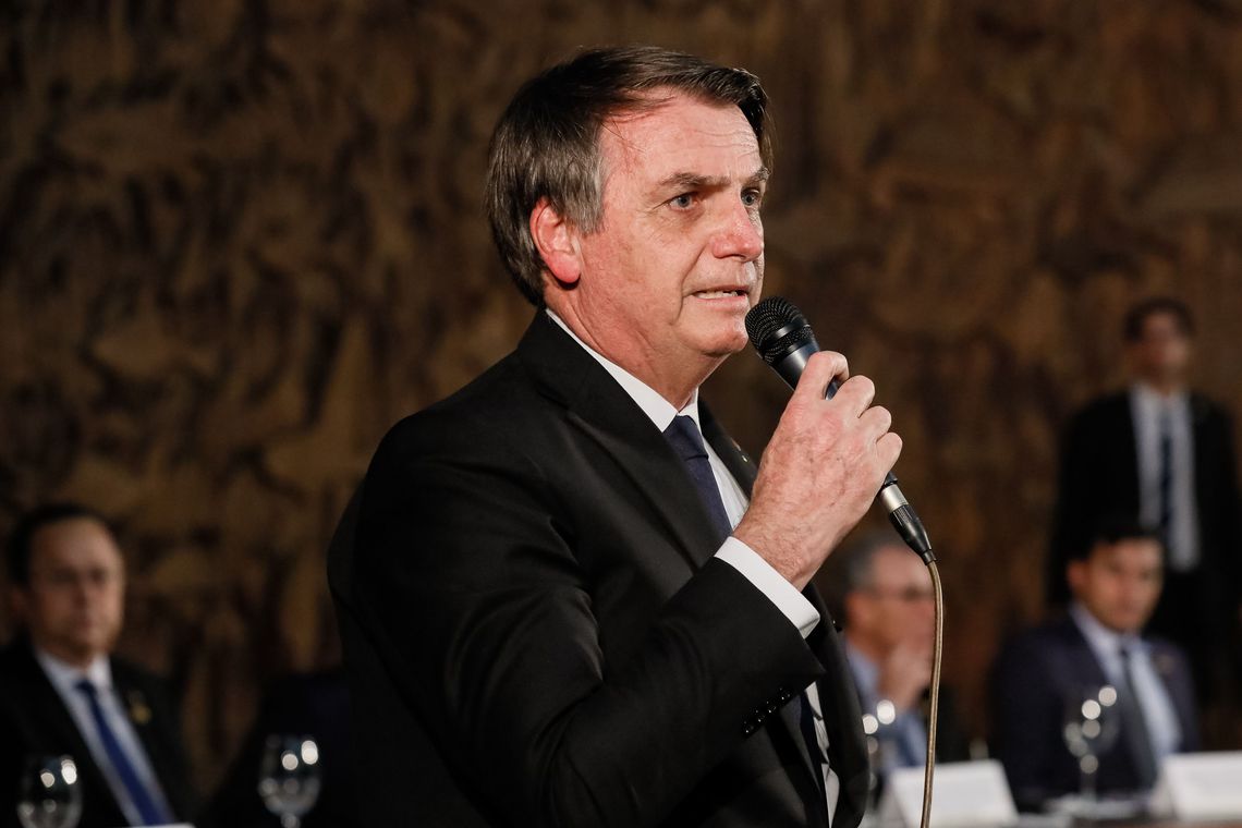 Economia está dando sinais de recuperação, diz Presidente Bolsonaro a empresários