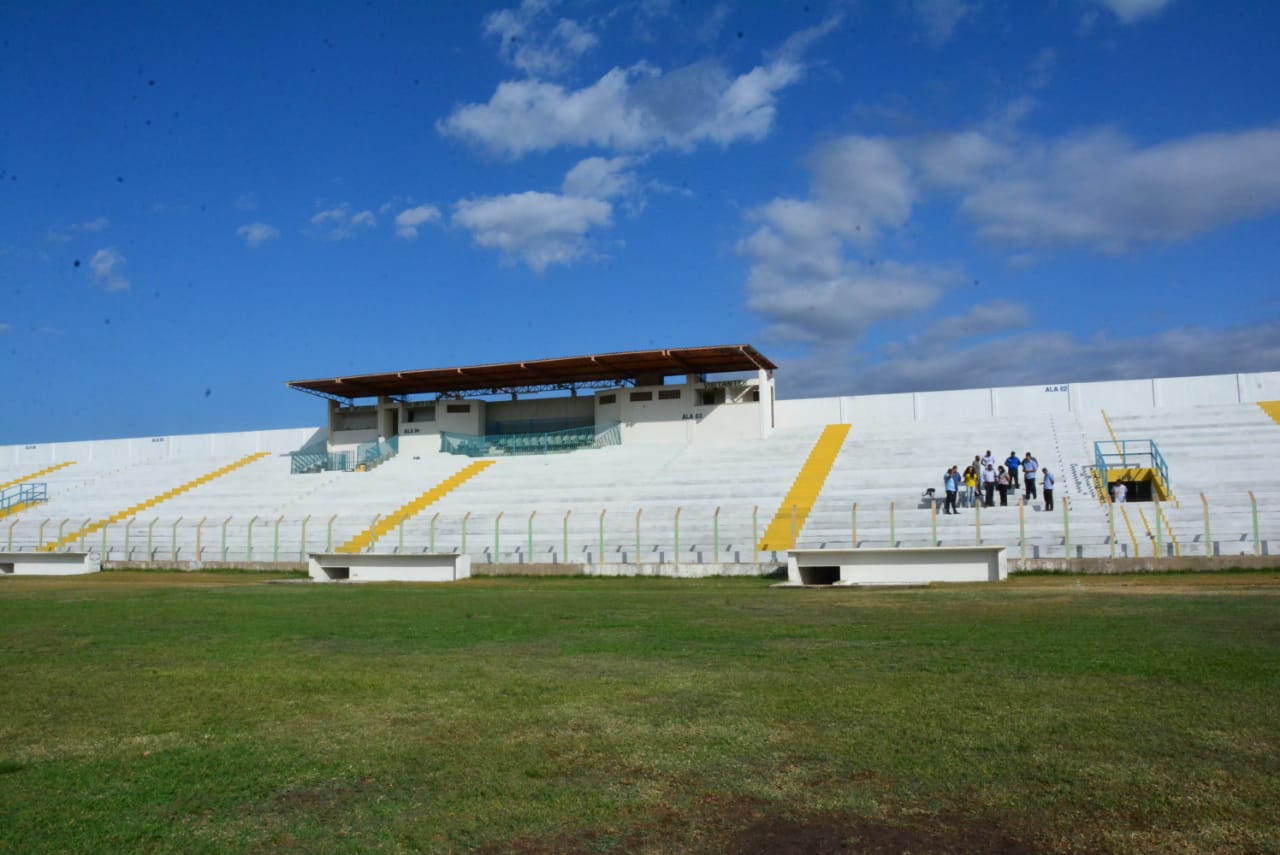 Após intervenções da Prefeitura de Floriano, Estádio Tiberão é liberado para a torcida