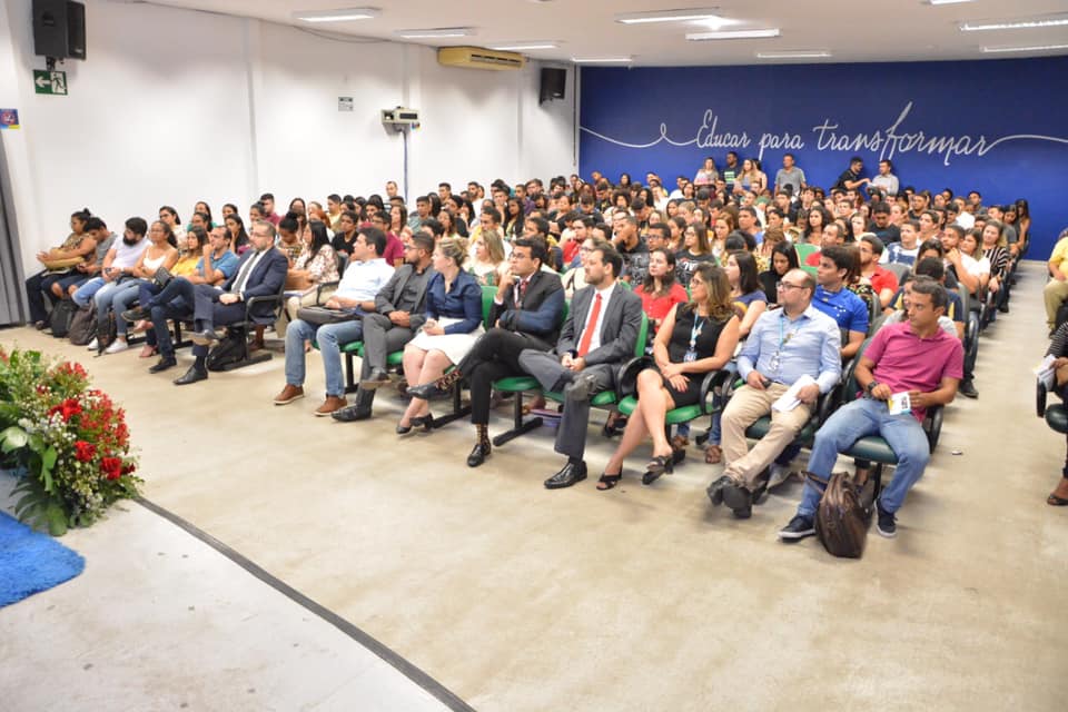 Faculdade Estácio Teresina realiza evento para comemorar os 25 do curso de  Direito na instituição – Folha Piauí