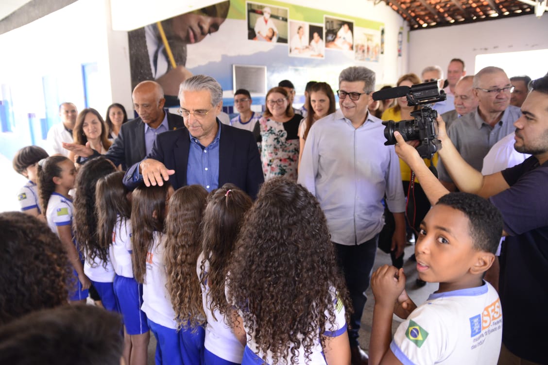 Zé Filho visita unidades do SESI e SENAI com o presidente da CNI, Robson Braga
