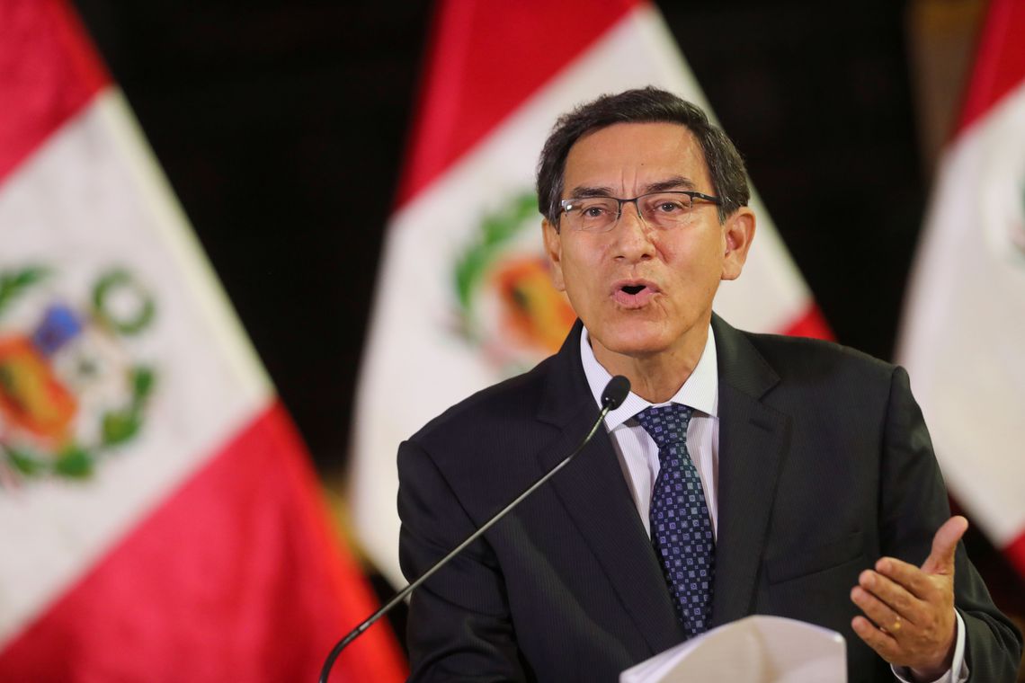 Presidente do Peru anuncia dissolução do Congresso