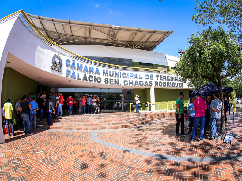 Justiça determina que Câmara de Teresina publique edital de concurso em 90 dias
