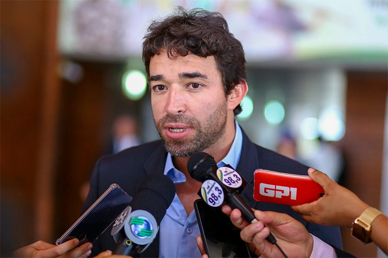 Deputado Marden Meneses defende nomes de Silvio Mendes e Luciano Nunes para 2020