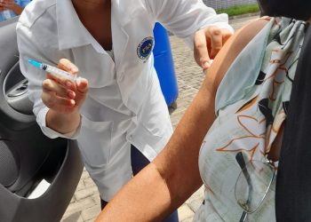 FMS retoma vacinação drive-thru nesta semana; confira os locais
