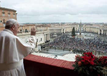 Papa Francisco defende vacinação contra Covid e alerta sobre desinformação
