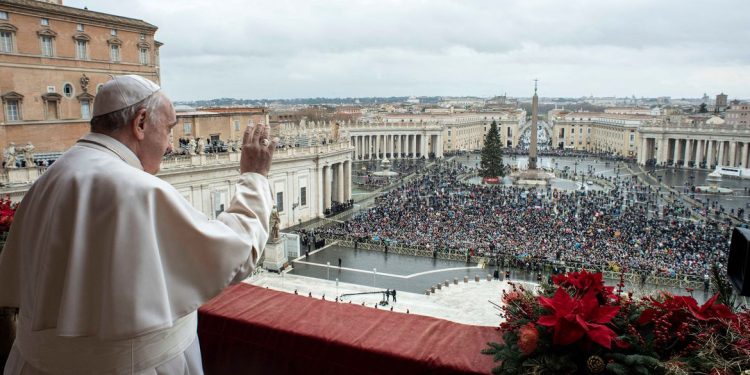 Papa Francisco defende vacinação contra Covid e alerta sobre desinformação