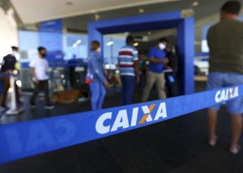 Começa hoje(8) o pagamento do abono salarial da iniciativa privada
