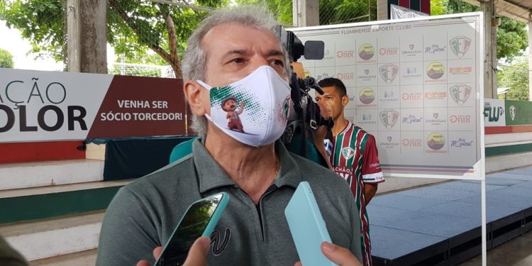 JVC diz que partida entre Fluminense-PI e Santos acontecerá em Teresina