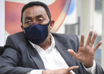 Em entrevista ao TV O Dia Joel confirma que deixará cargo de prefeito em 31 de março