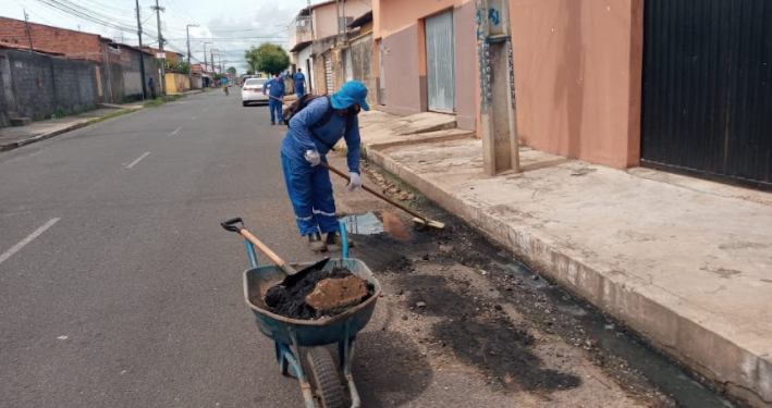 Mutirão de limpeza acontece nesta sexta-feira (11) em ruas do bairro Torquato Neto