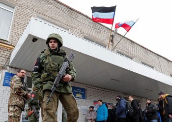 CONFLITO: Ucrânia declara estado de emergência