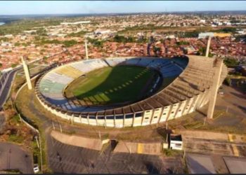 STJD libera torcida no estádio Albertão, palco de Fluminense-PI x Santos pela Copa do Brasil