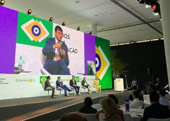 Ex-governador Wellington Dias recebe prêmio Todos Pela Educação em São Paulo