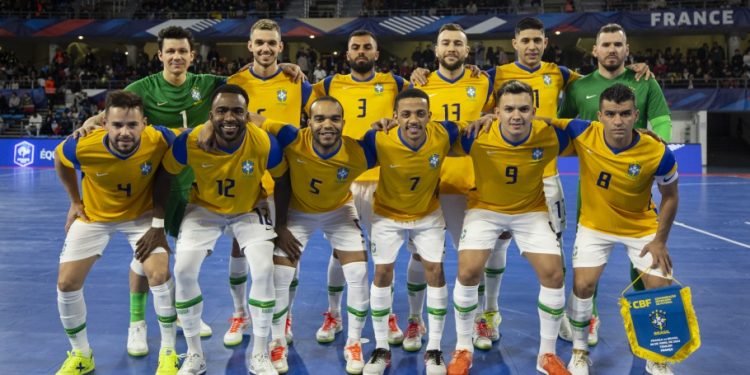 Brasil vence a França e conquista torneio de futsal