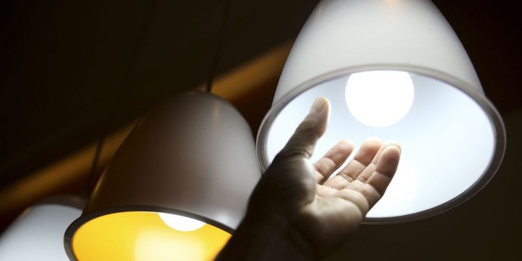 Consumidor arcará com R$ 30,2 bi de déficit do setor elétrico em 2022