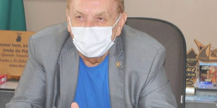 Prefeitura de Parnaíba valoriza trabalhadores da educação reajusta salário de gestores escolares