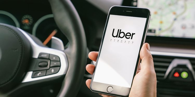 Uber vai mostrar destino e valor da viagem antes de motorista aceitar corrida