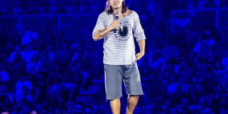 Whindersson Nunes fará show de despedida no estádio Albertão em Teresina
