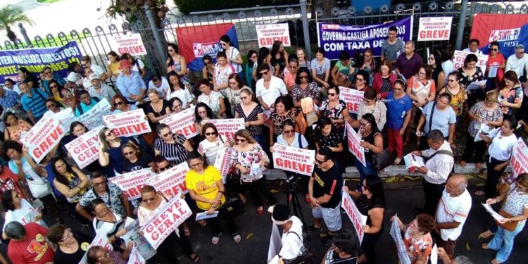 Tribunal de Justiça volta a declarar greve dos professores estaduais ilegal e eleva multa