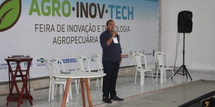 Feira de agronomia apresentou inovações para produtores do semiárido piauiense