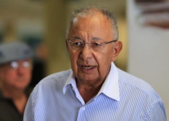 Em crise, Republicanos adia convenção e Lira declara apoio a Sílvio Mendes