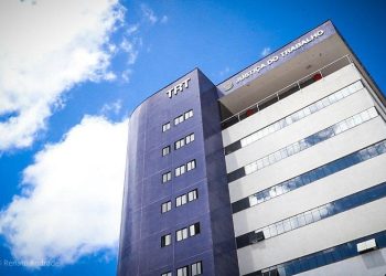 TRT lança edital de concurso com 43 vagas e salário de até R$ 12,4 mil