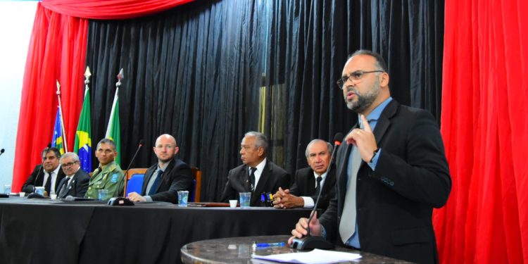 Poder Legislativo de Floriano homenageia os Maçons pela passagem do seu dia