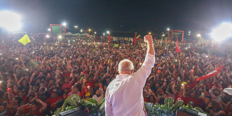 PDT e PT tem primeiro embate e TSE determina retirada de vídeos de Lula no Piauí