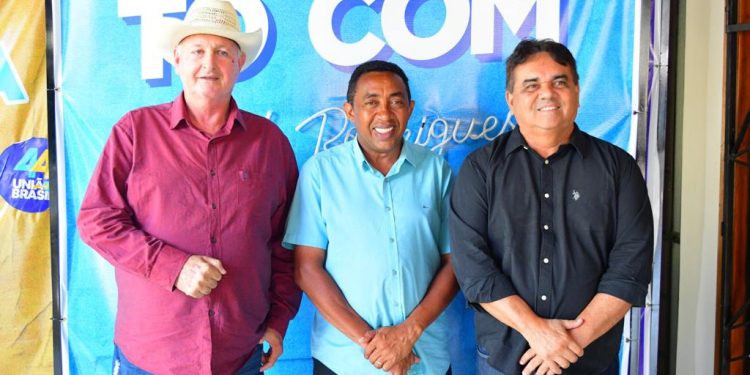 Candidato desiste da disputa ao Senado e adere à Joel Rodrigues