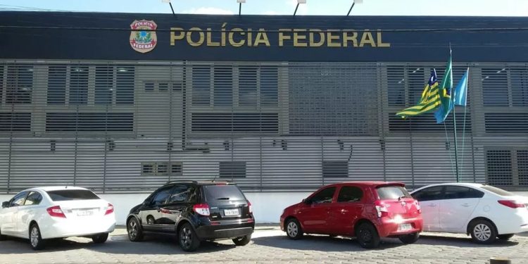 ELEIÇÕES 2022: PF cumpre mandados em Teresina para apurar crime eleitoral