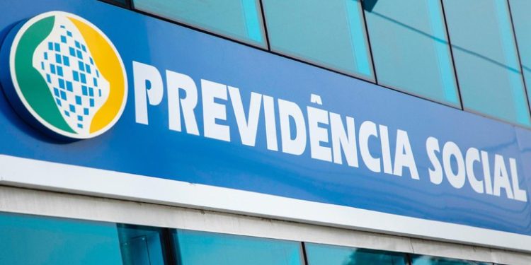 Edital do concurso do INSS com 1.000 vagas e salário de R$ 5,9 mil é publicado