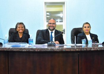 Vereadores de Floriano aprovam,  projetos importantes para a sociedade florianense