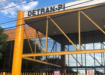 Governo do Estado suspende licitação que seria realizada pelo DETRAN-PI dia 3 de outubro no valor de R$ 48 milhões, após ação do MP-PI