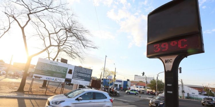 Oito cidades do Piauí ficam entre as vinte mais quentes do Brasil