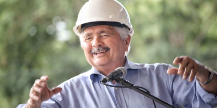 Elmano Férrer anuncia início das obras da nova ponte sobre o Rio Parnaíba, nos Cerrados