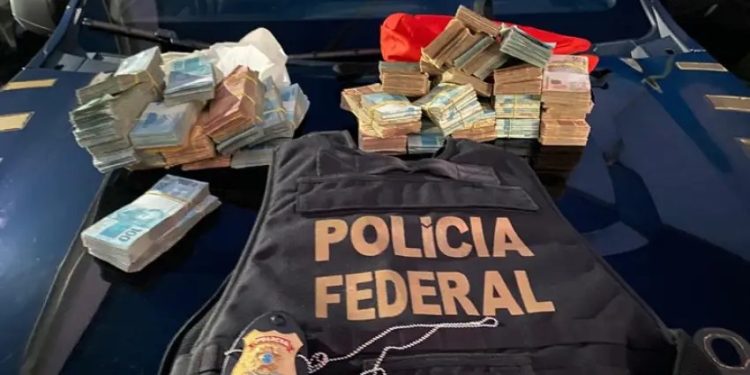 O mistério da mochila de dinheiro que assombra a campanha eleitoral no Piauí