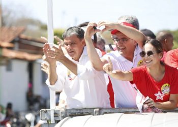 Rafael Fonteles é destaque na Revista Veja como nova liderança do Nordeste