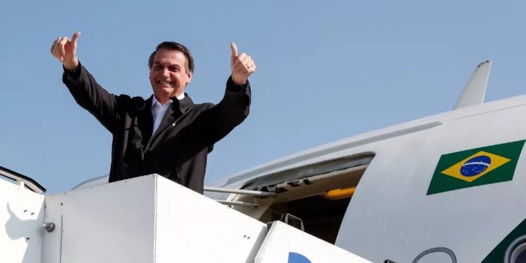Bolsonaro muda agenda e desembarca em Teresina nesta sexta (14), para evento no sábado (15)